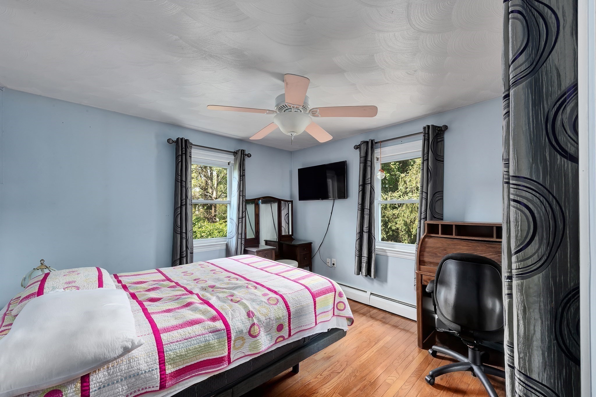 37 Riverdale Ave Property Photo 16
