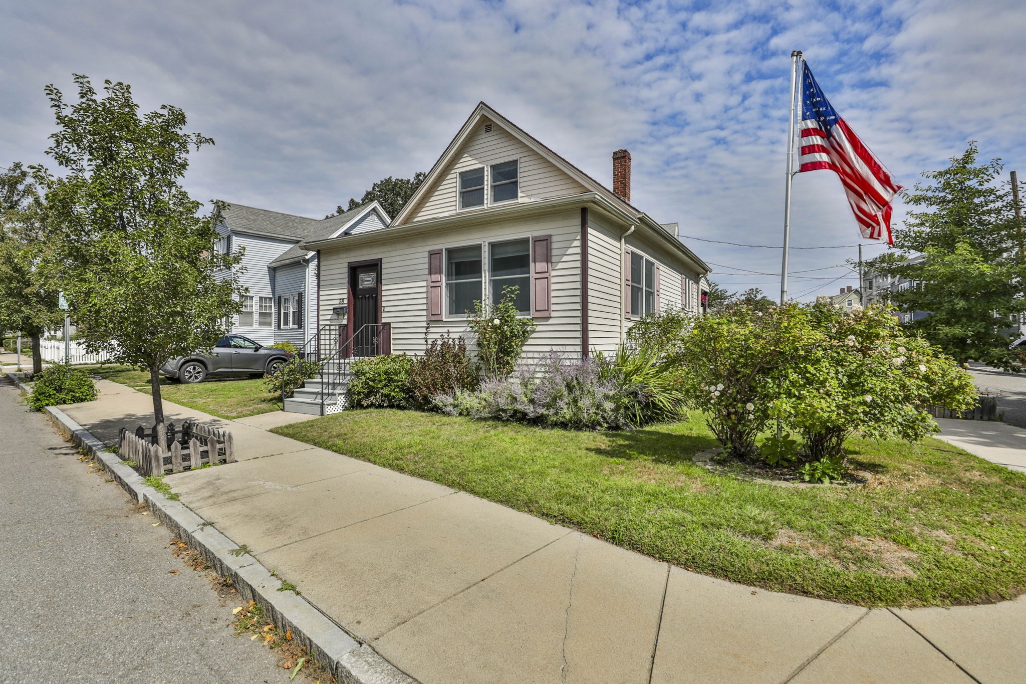 58 Charnwood Rd Property Photo 2