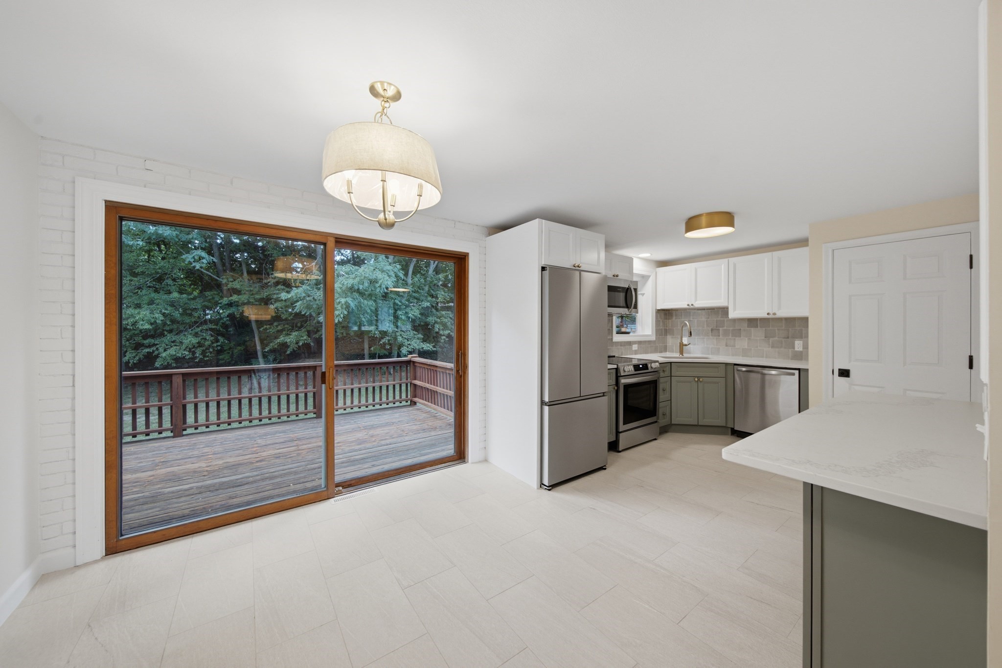 157 Marks St Property Photo 13