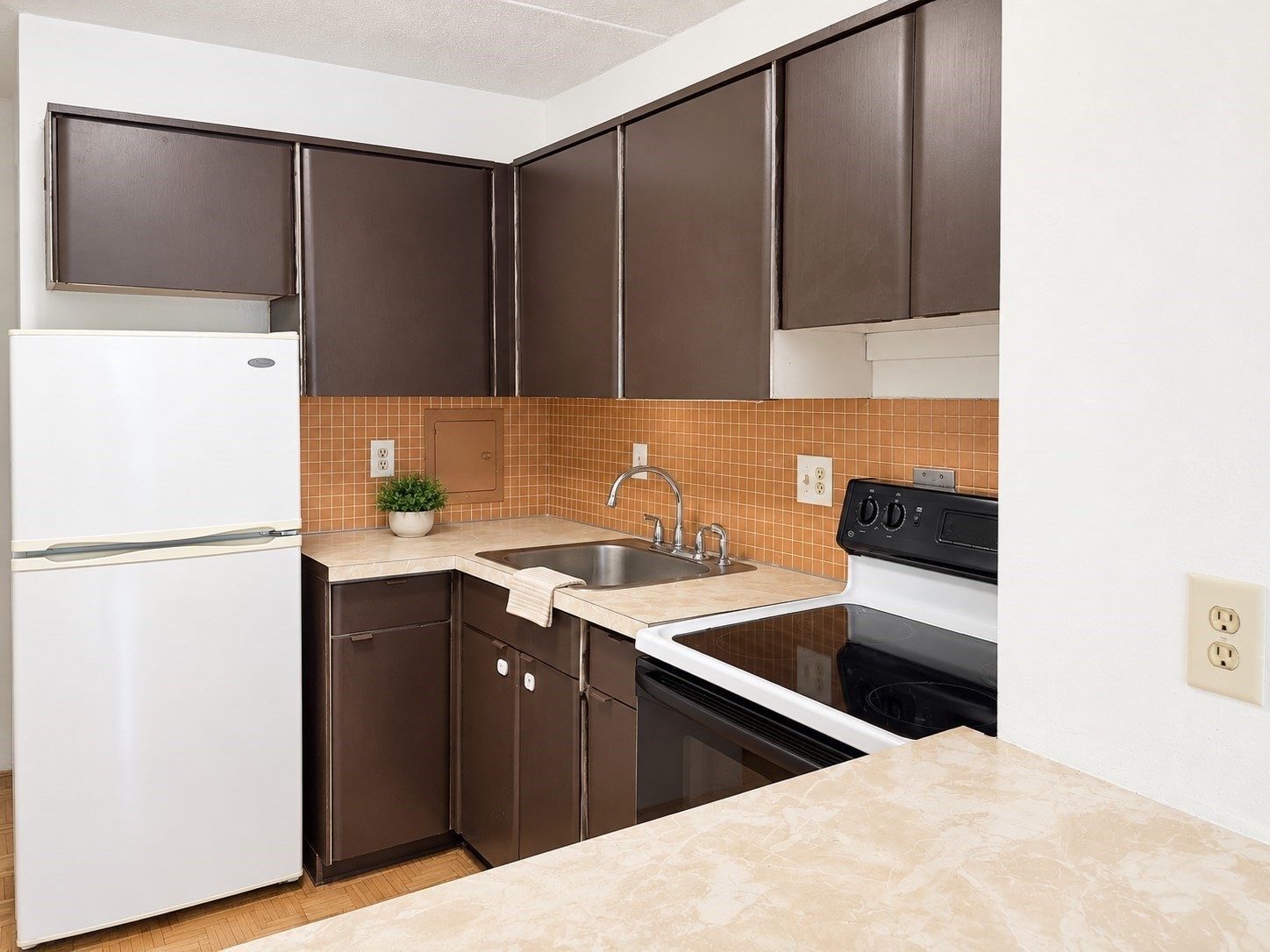 200 Swanton St # 240 Property Photo 2
