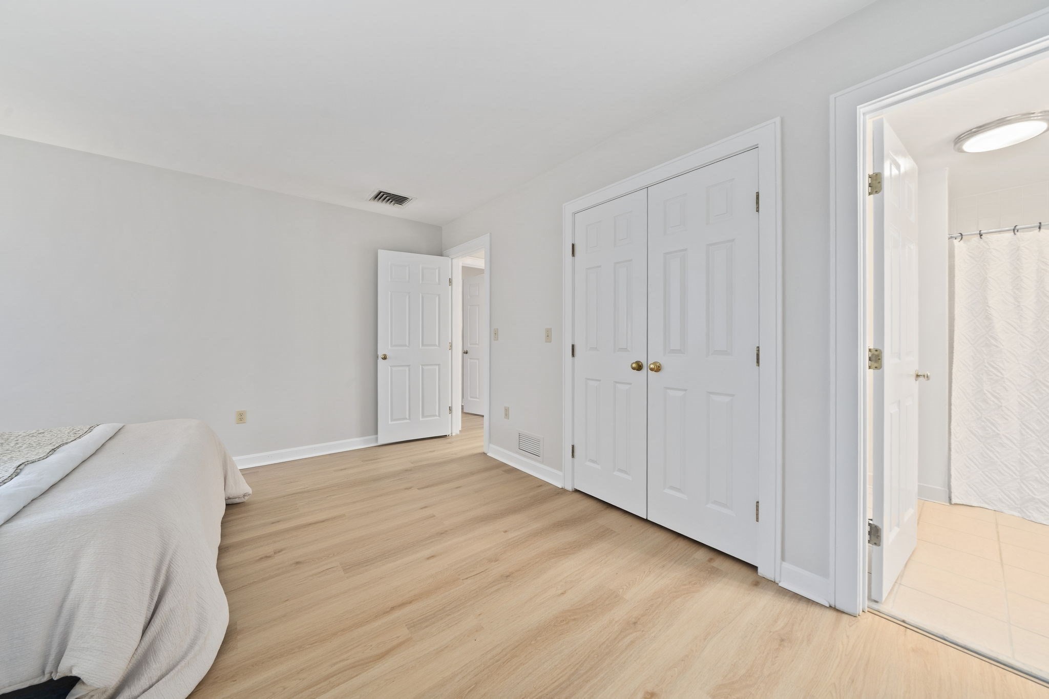 100 Parks St # 27 Property Photo 16