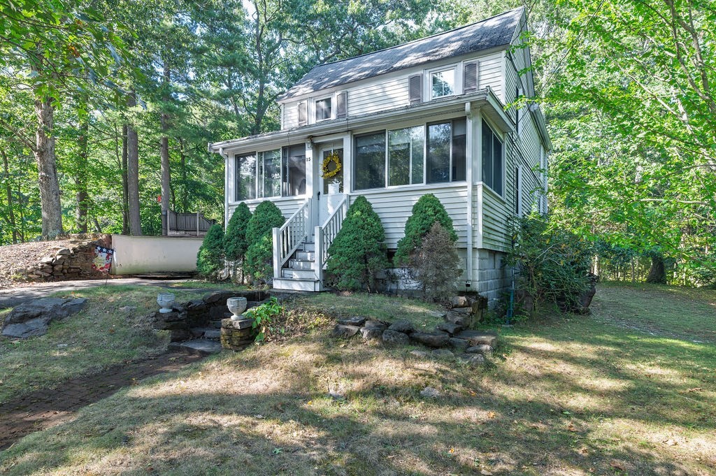 15 Samoset Street Property Photo 2