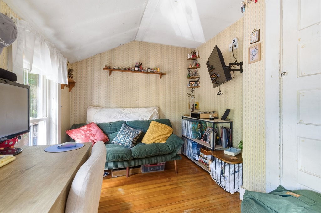 15 Samoset Street Property Photo 17