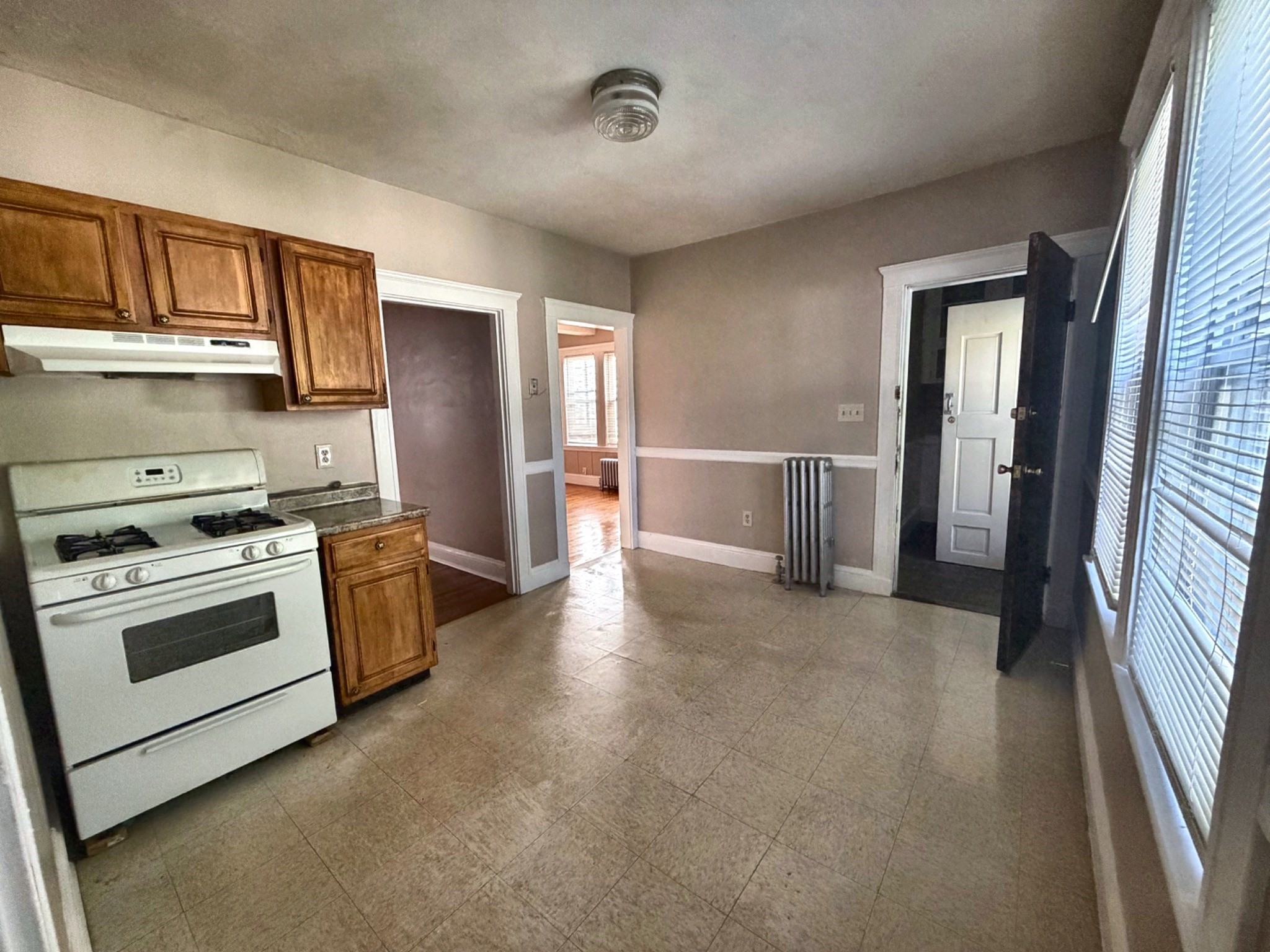 19 Brockton St # 1 Property Photo 8