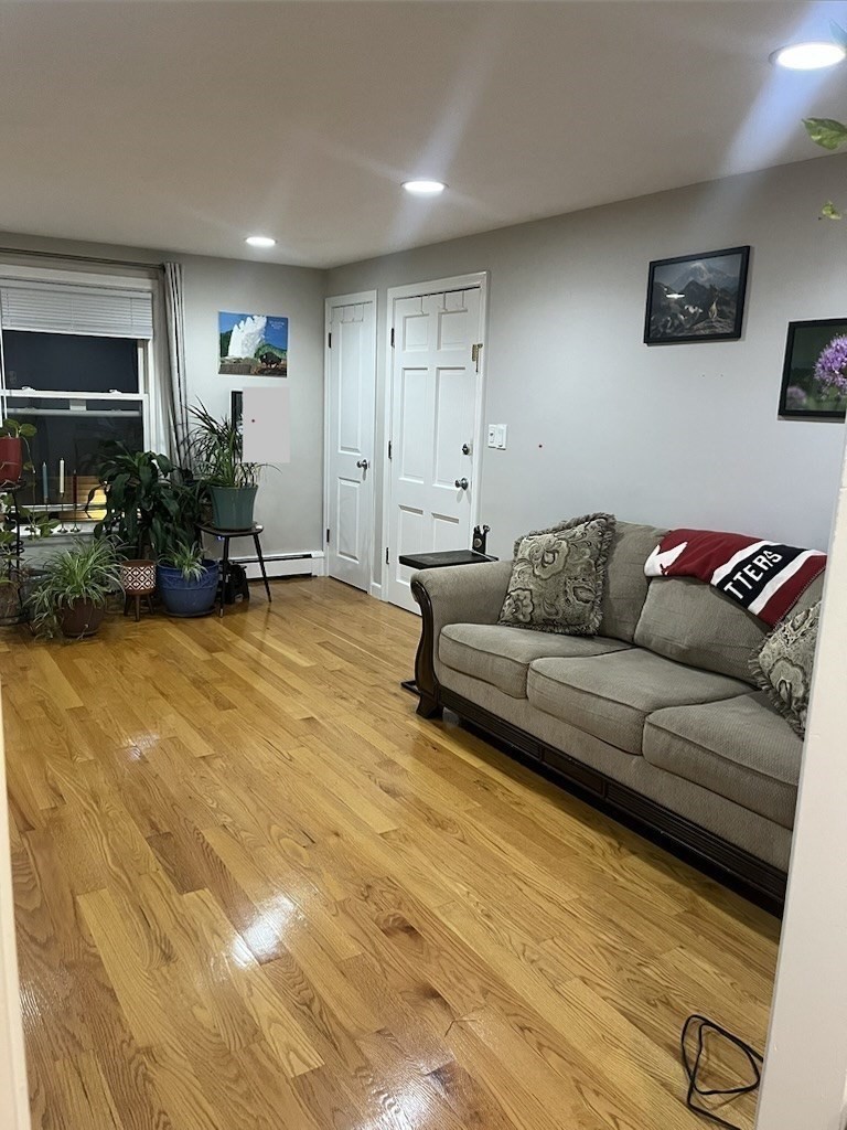190 Sylvan St # 2 Property Photo 5