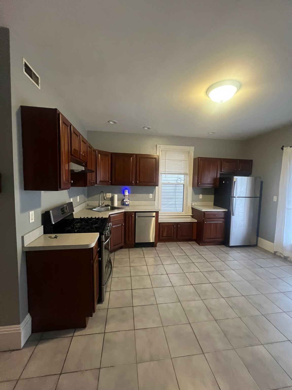 634 Dorchester Ave # 1 Property Photo 1