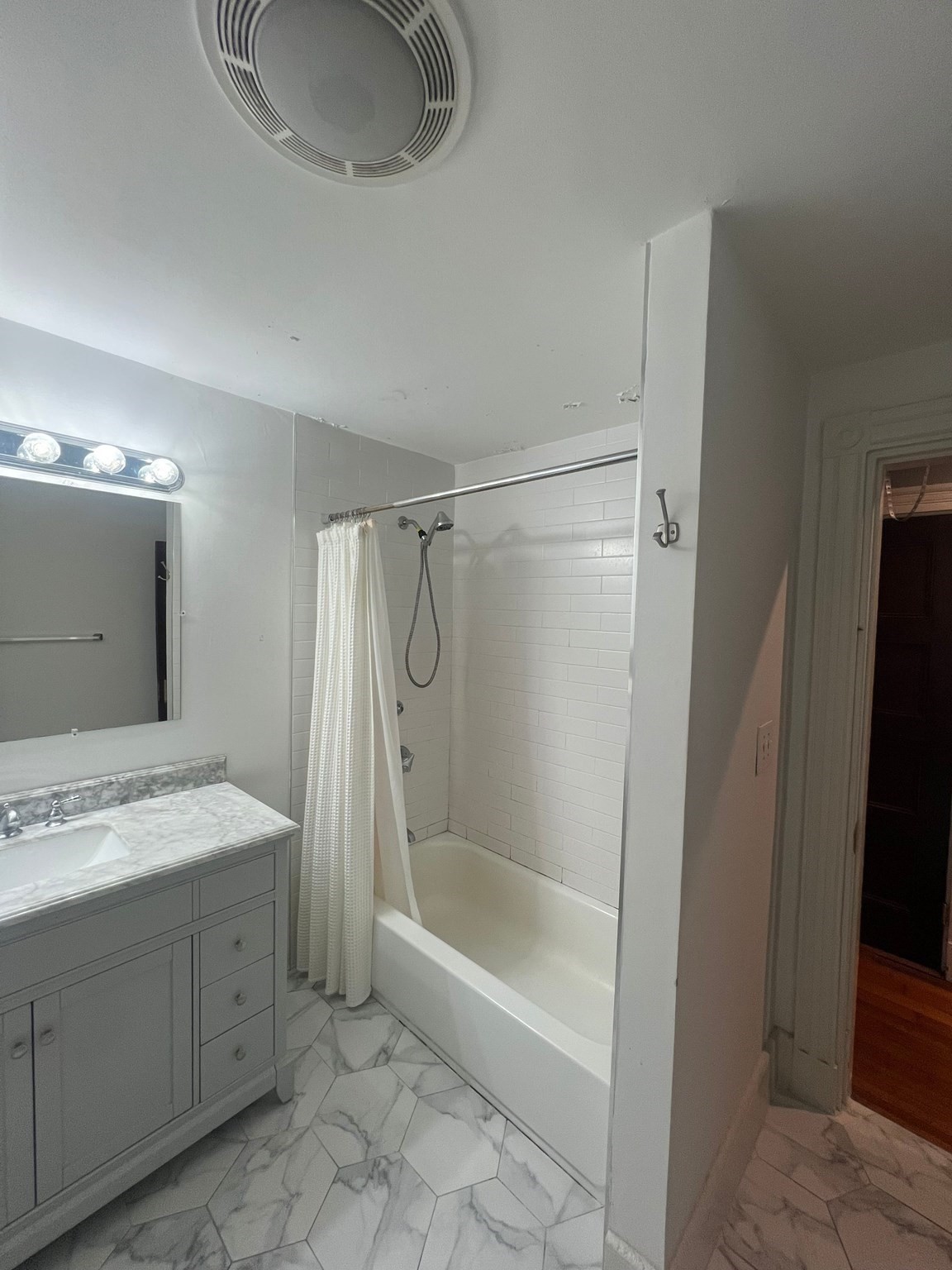 634 Dorchester Ave # 1 Property Photo 4