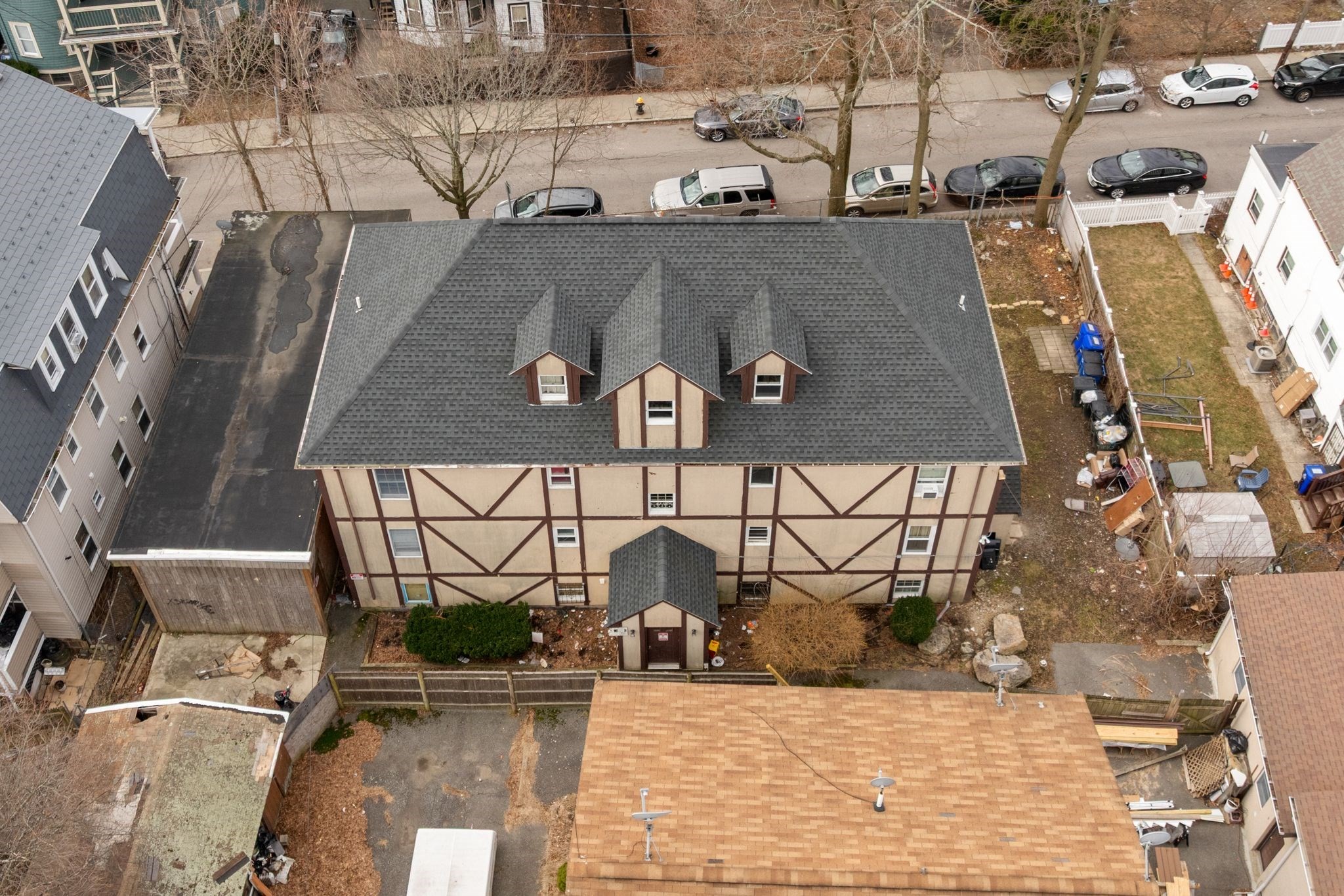 19 Hiawatha Rd Property Photo 1
