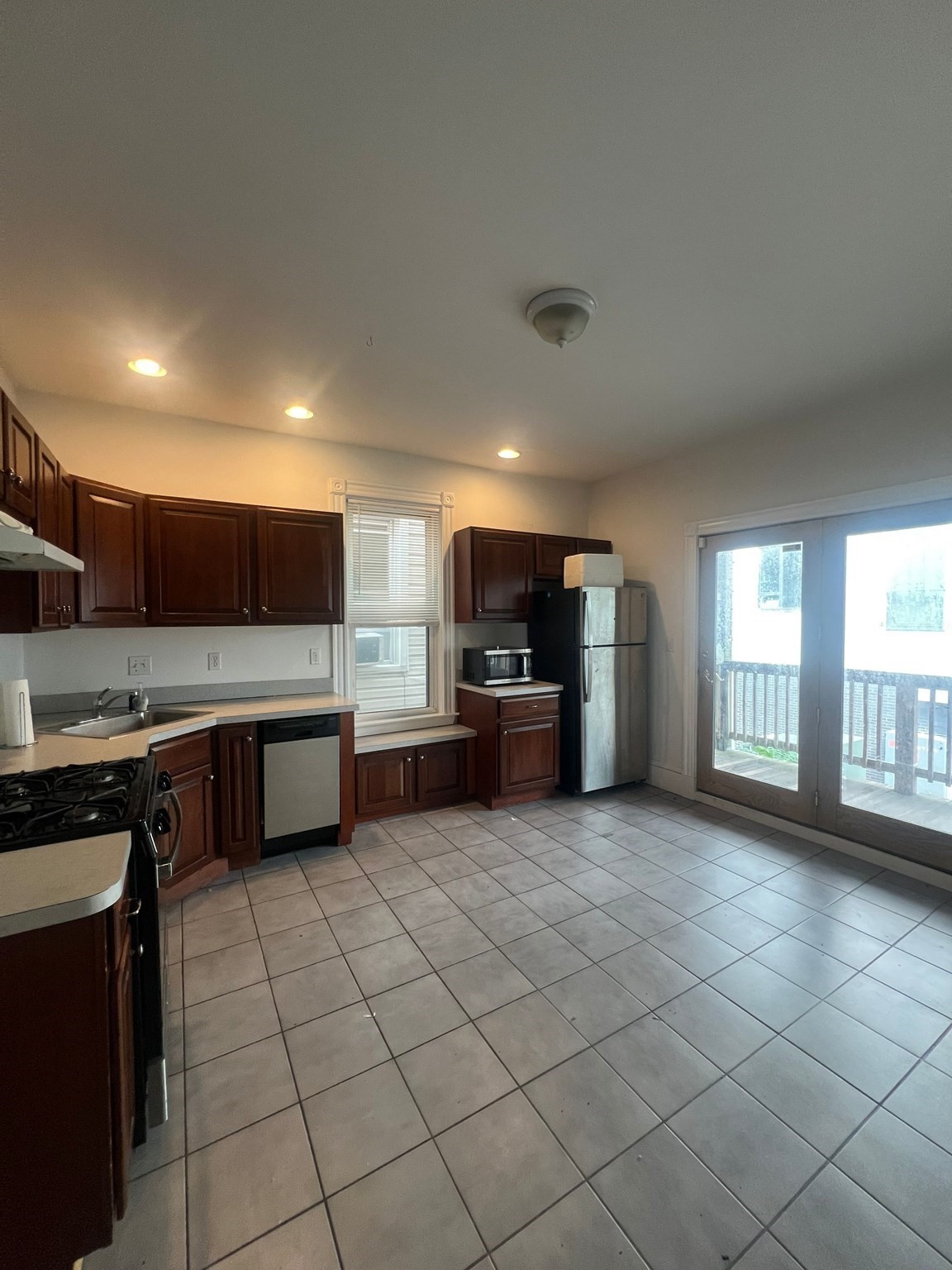 634 Dorchester Ave # 2 Property Photo 1