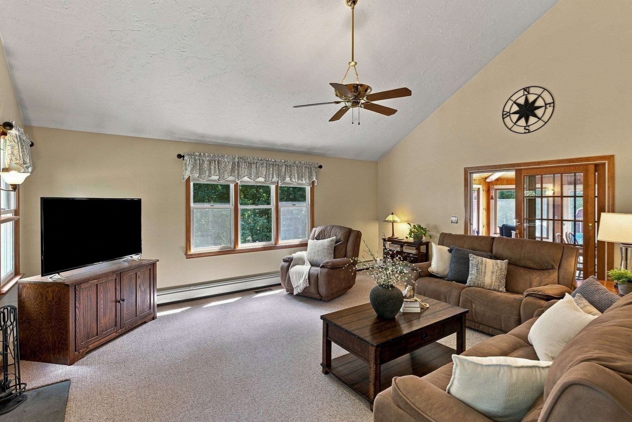 10 Danielle Drive Property Photo 15