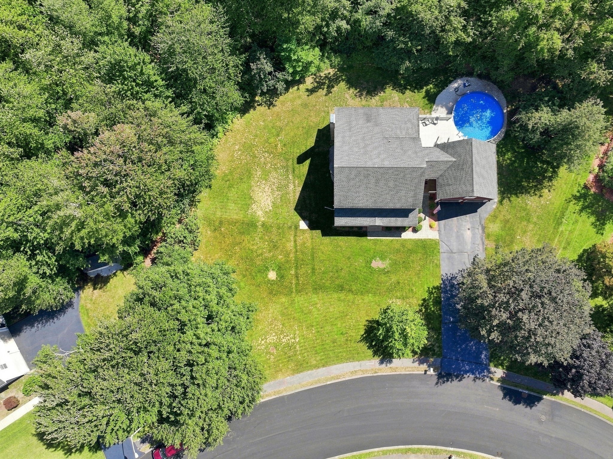 10 Danielle Drive Property Photo 36