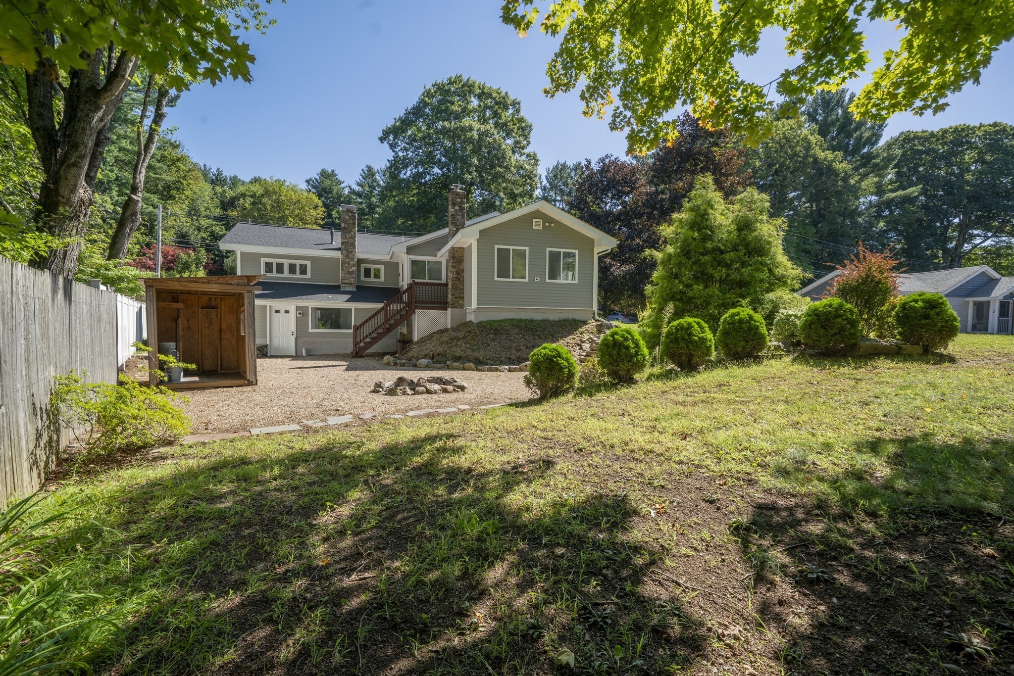 2 Highland Ave Property Photo 6