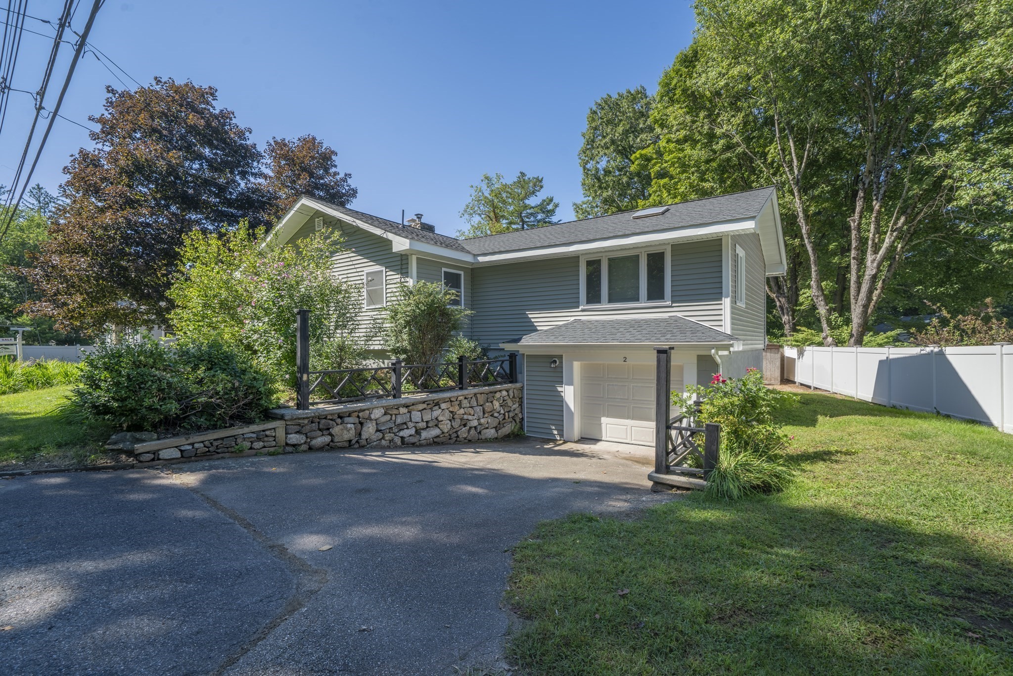 2 Highland Ave Property Photo 8
