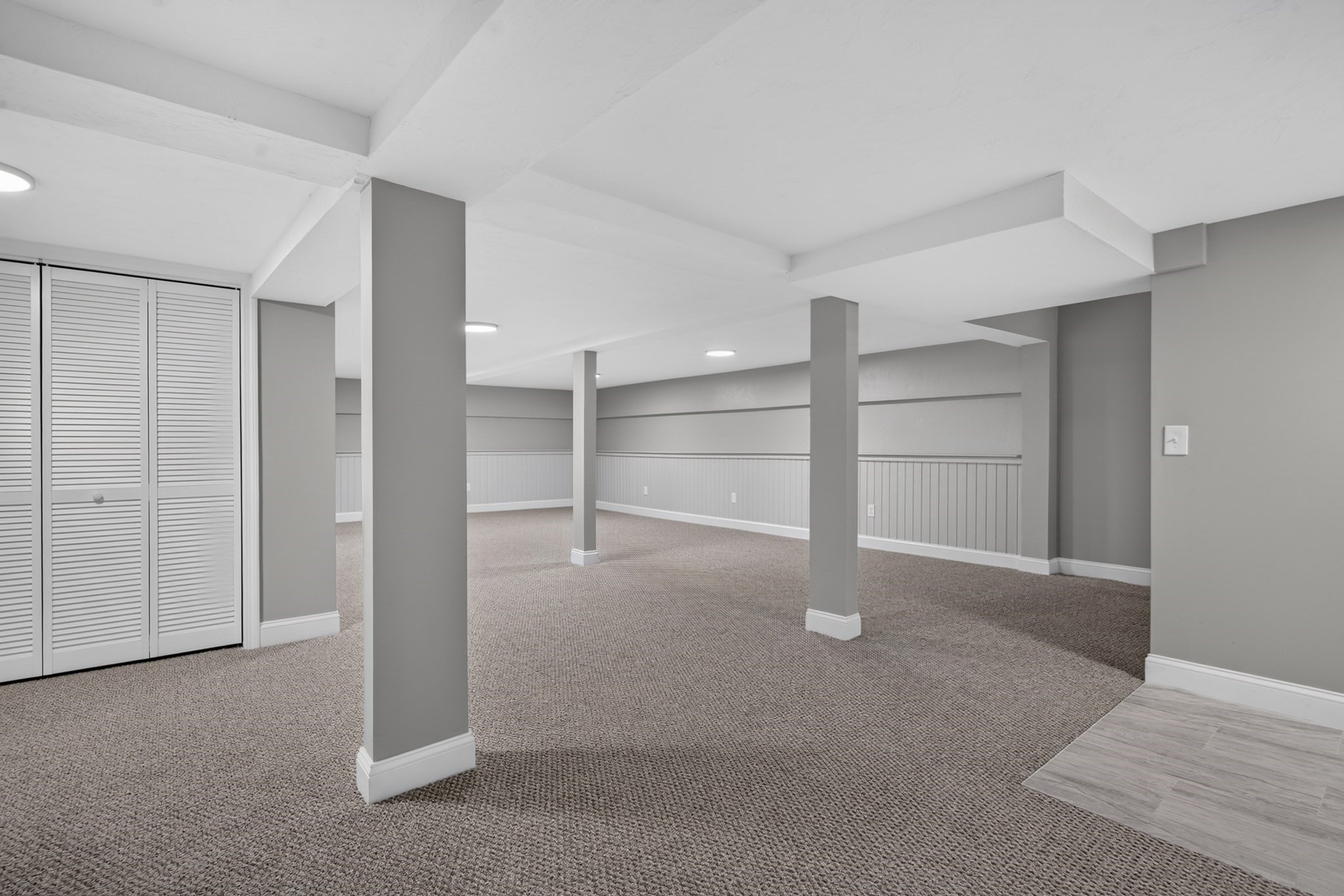 2 Highland Ave Property Photo 28