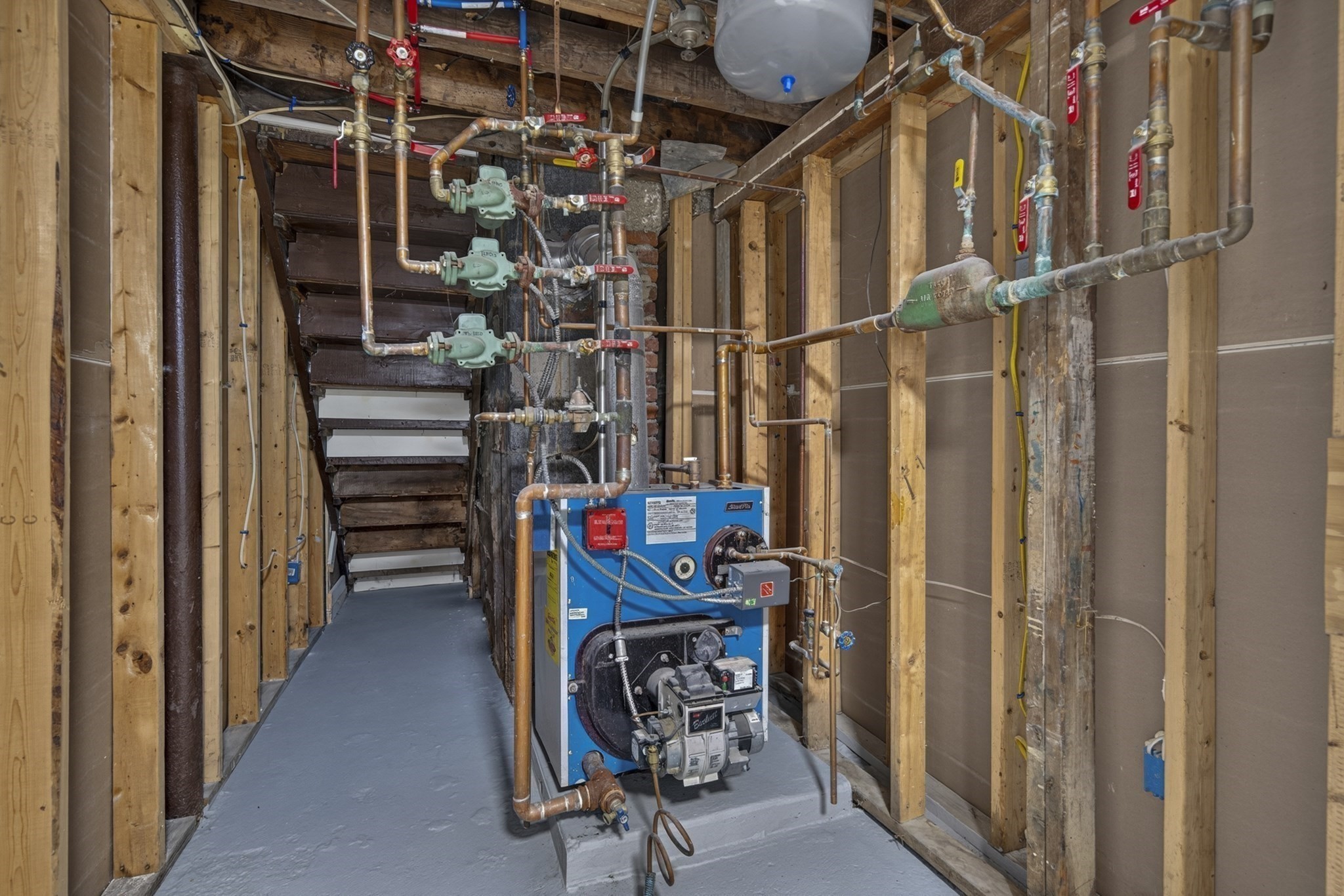 2 Highland Ave Property Photo 31