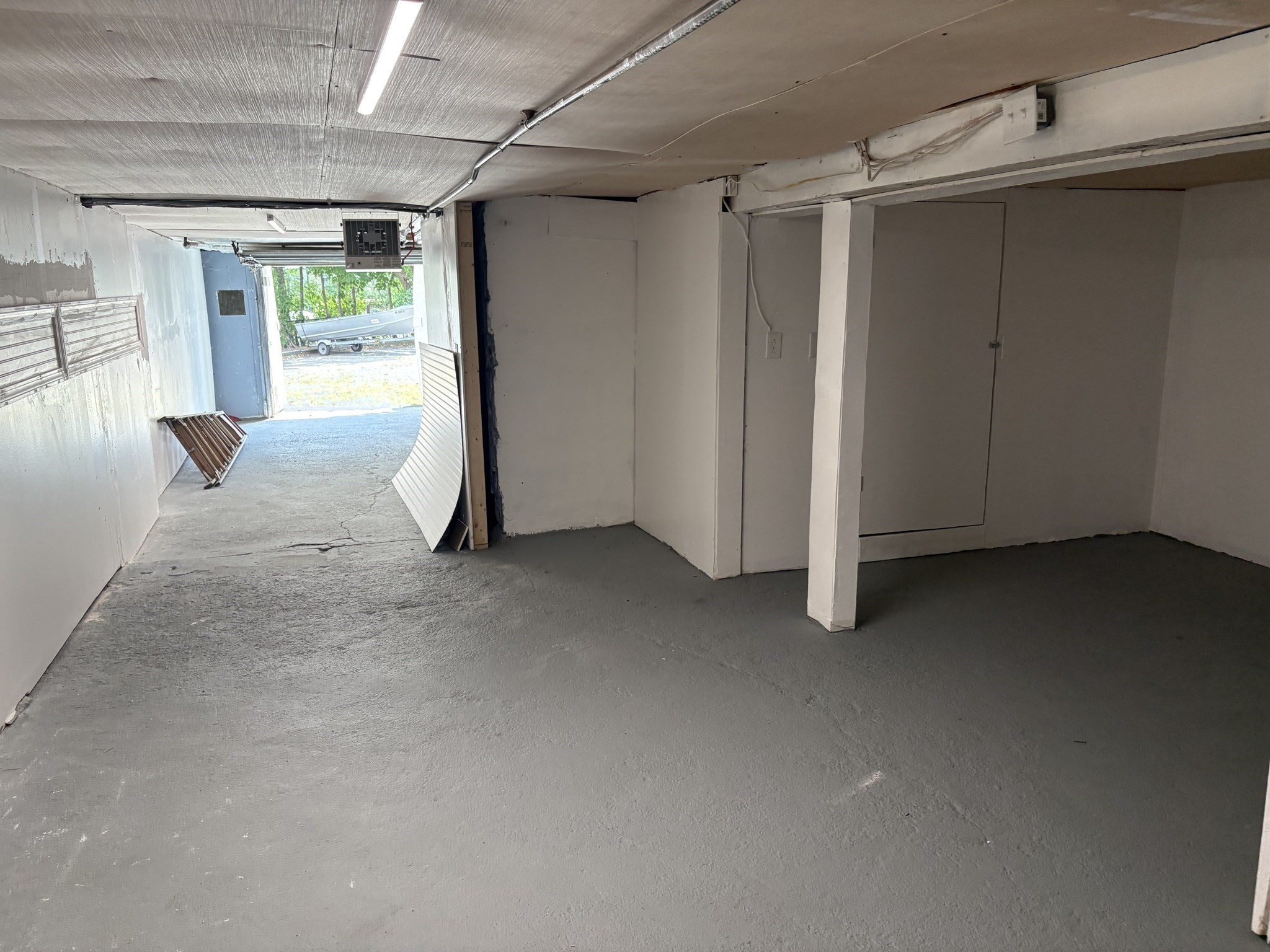 469 Bridge Street Property Photo 8