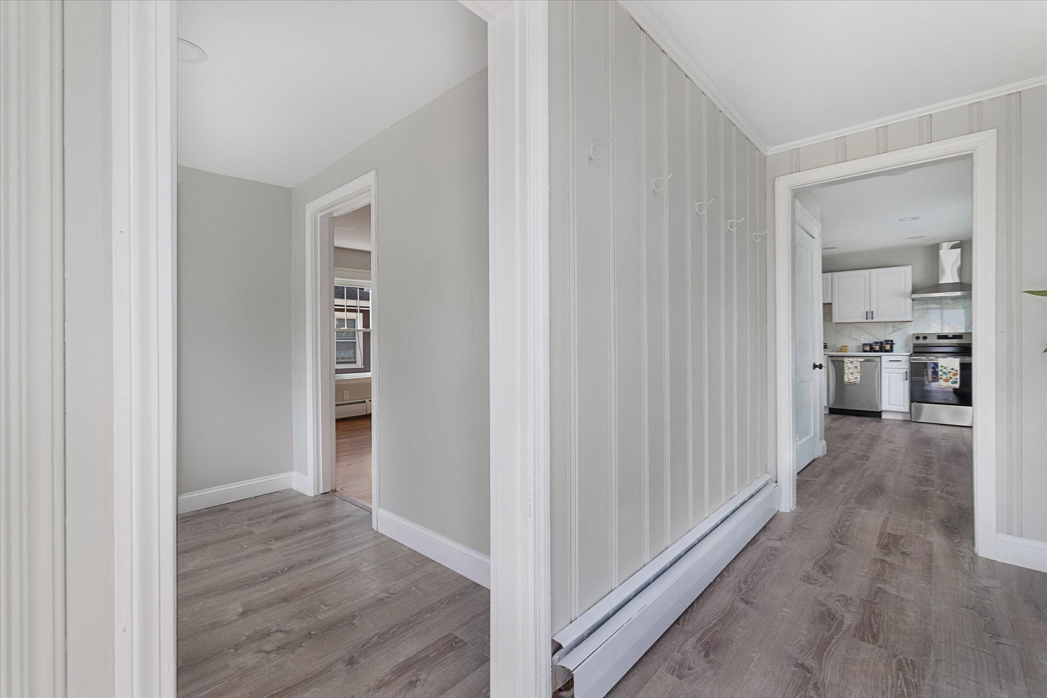 308 Bridle Path Property Photo 6