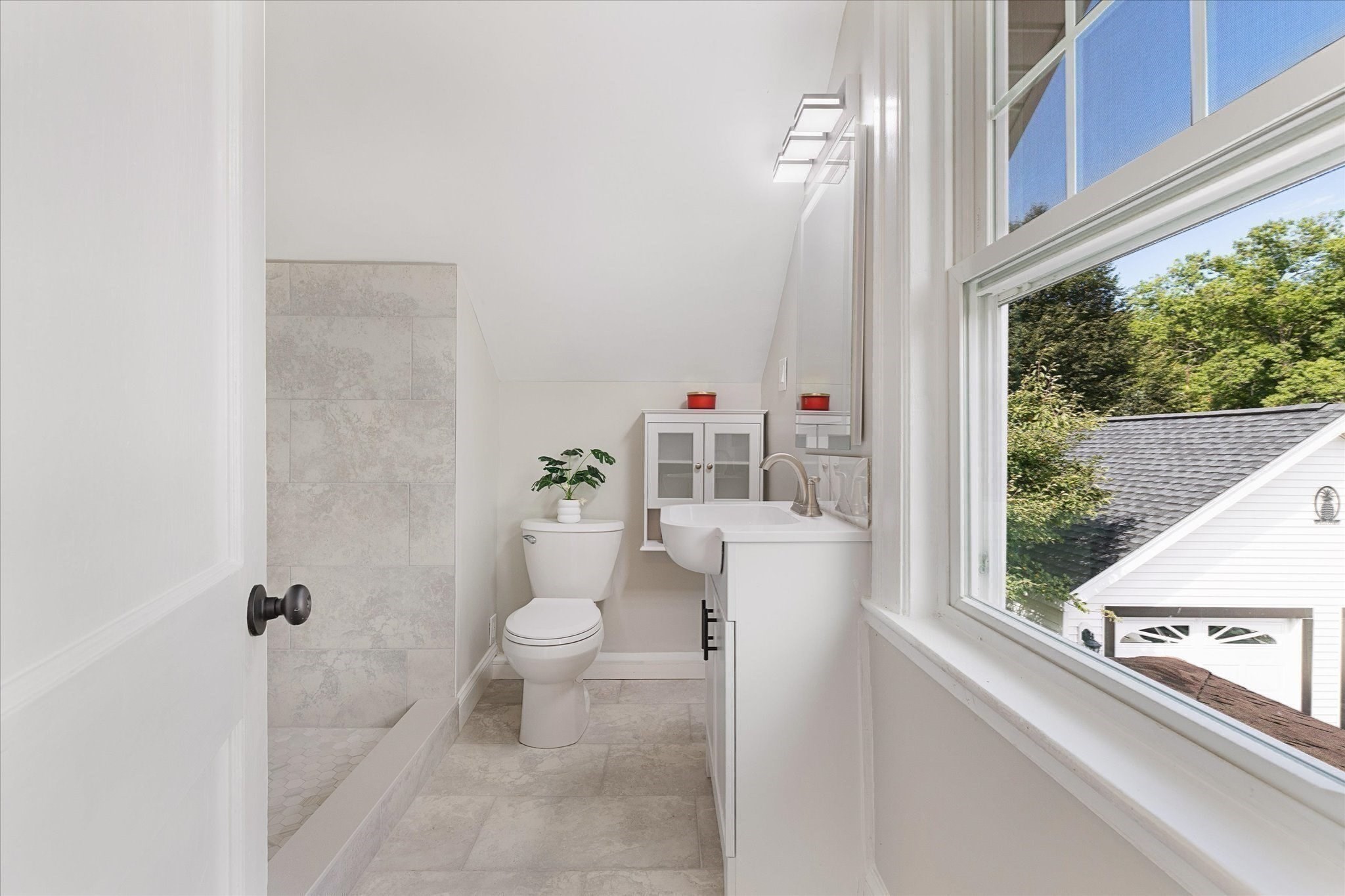 308 Bridle Path Property Photo 21