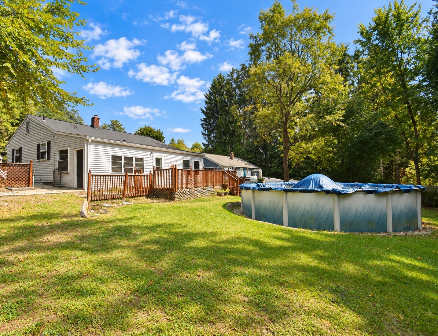 58 Cabot St Property Photo 6