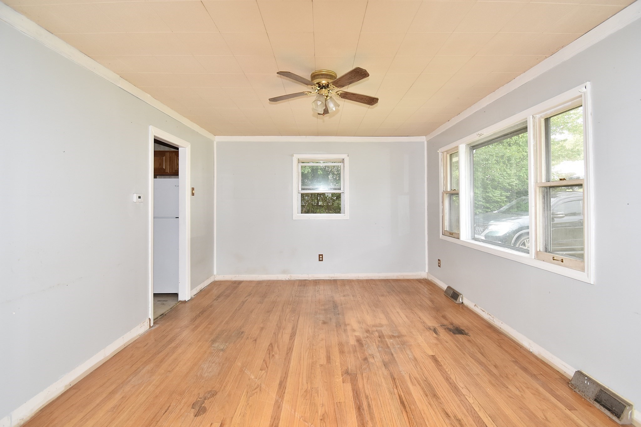 58 Cabot St Property Photo 13