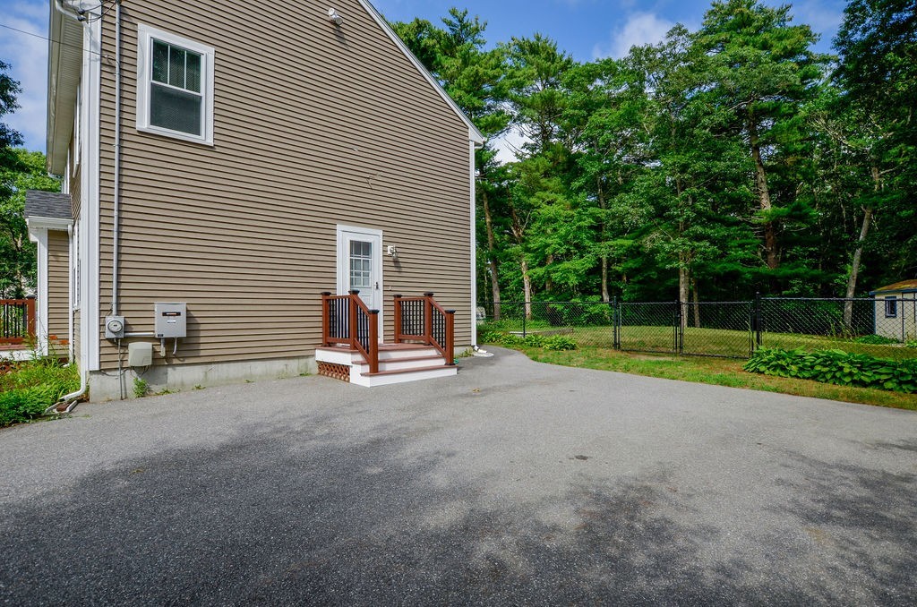 352 Marion Road Property Photo 5