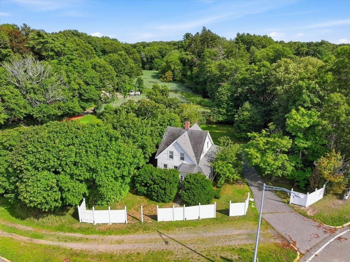 45 Summer Street Property Photo 2