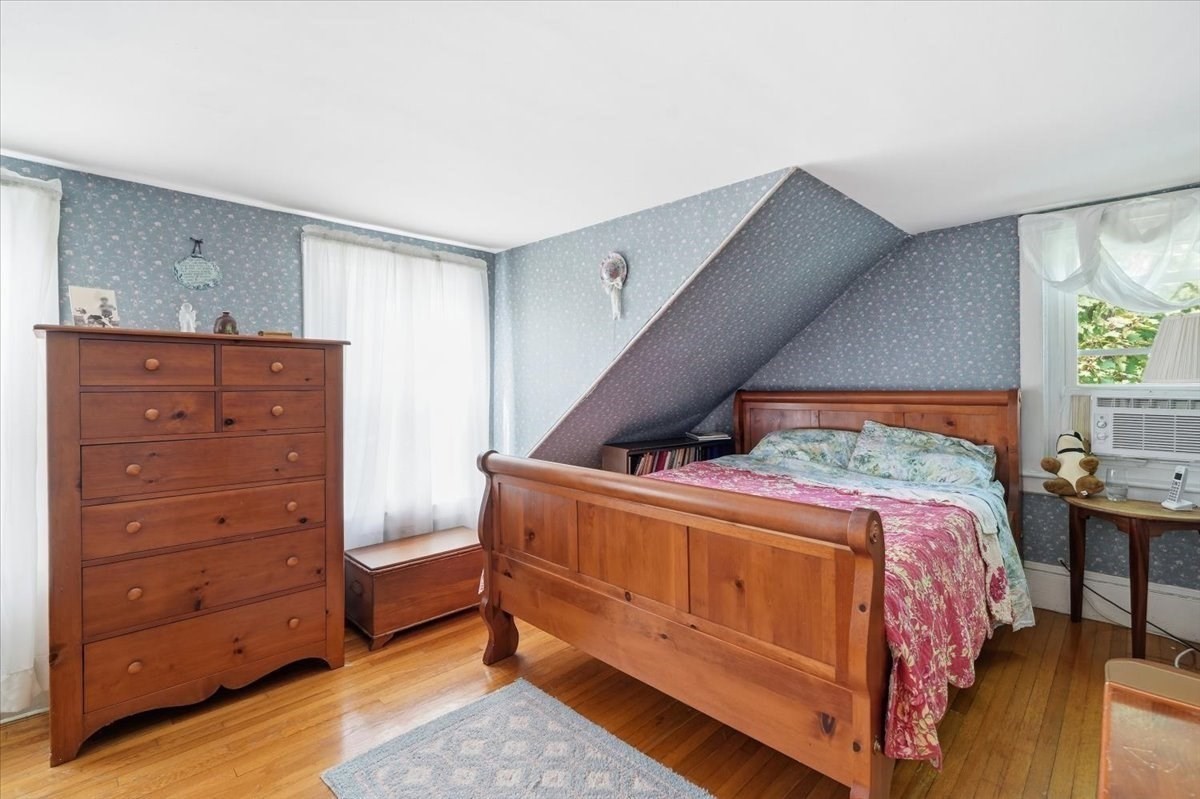 45 Summer Street Property Photo 10