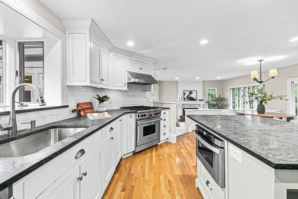 8 Lebaron Way Property Photo 15