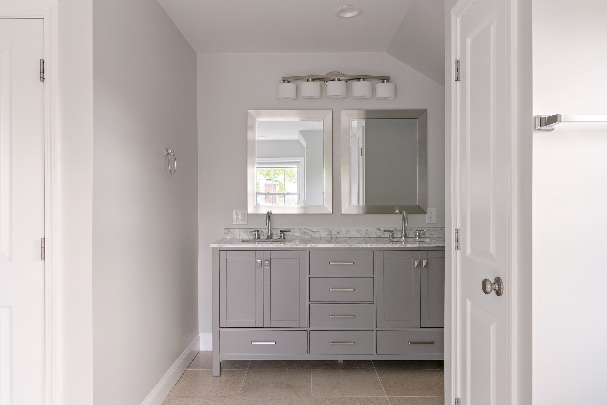 465 Washington Street Property Photo 16