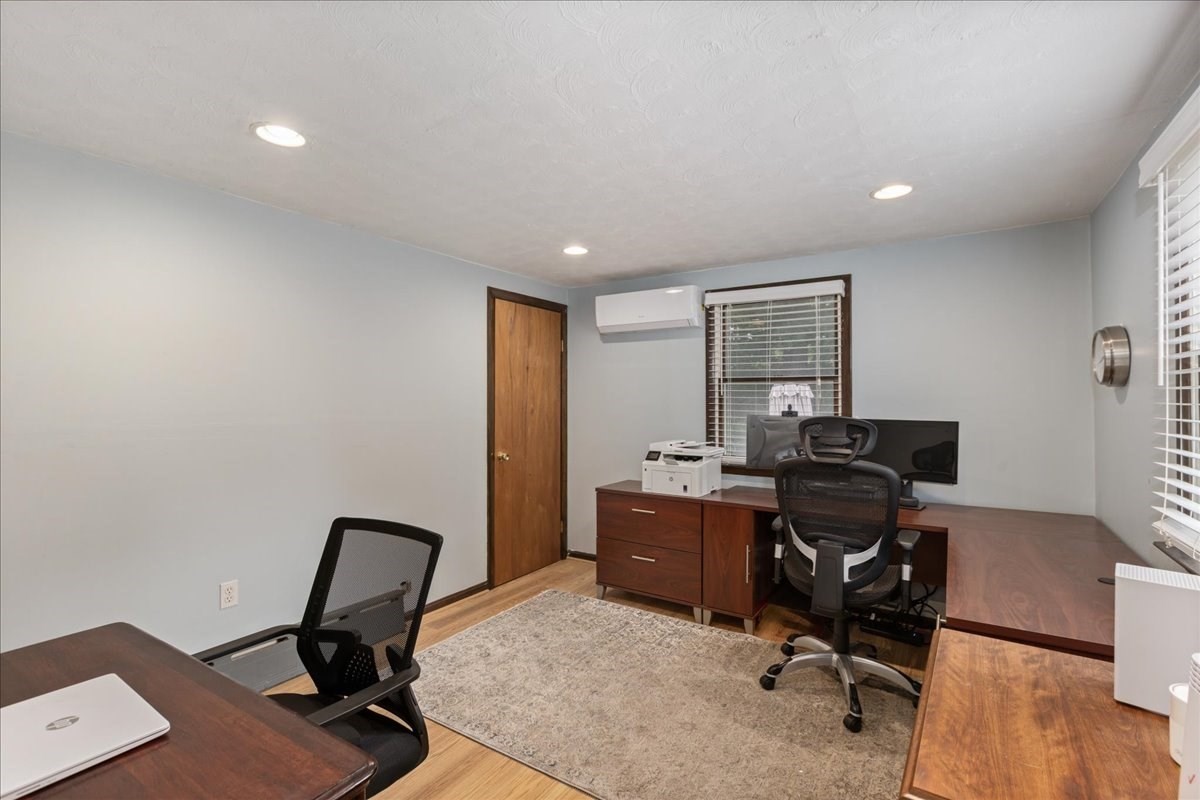 66 Edgemere Rd Property Photo 13