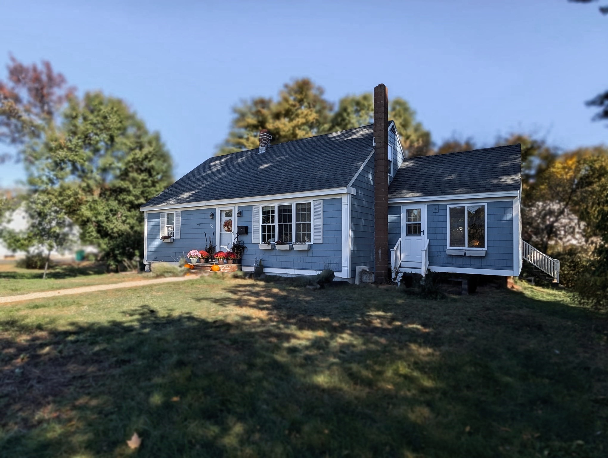 400 Main St Property Photo 1