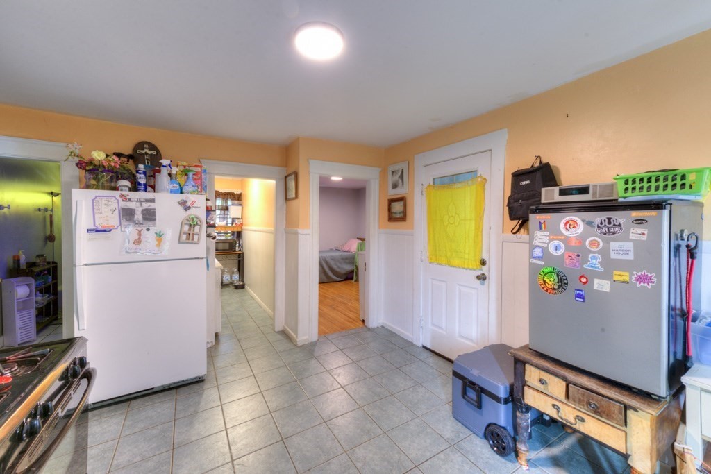 279 Hamilton St Property Photo 6