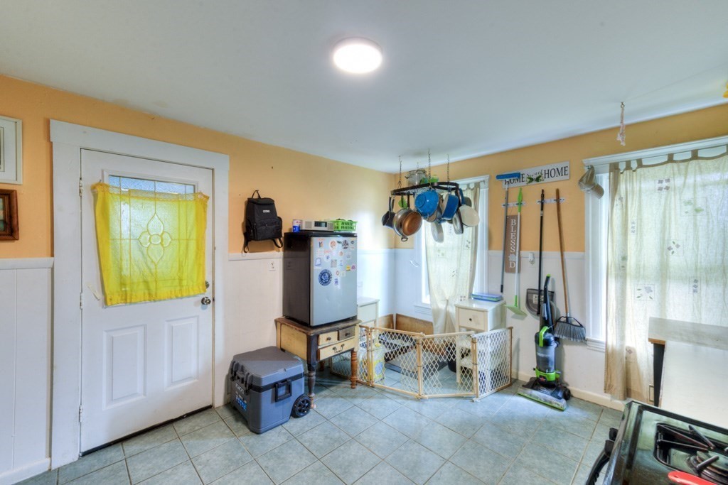 279 Hamilton St Property Photo 7