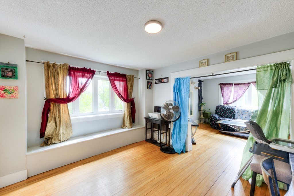 279 Hamilton St Property Photo 16