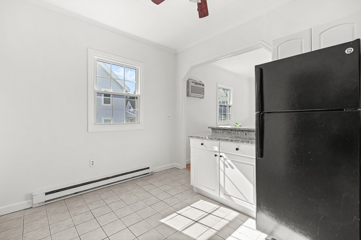 14 W Water St # 1 Property Photo 9