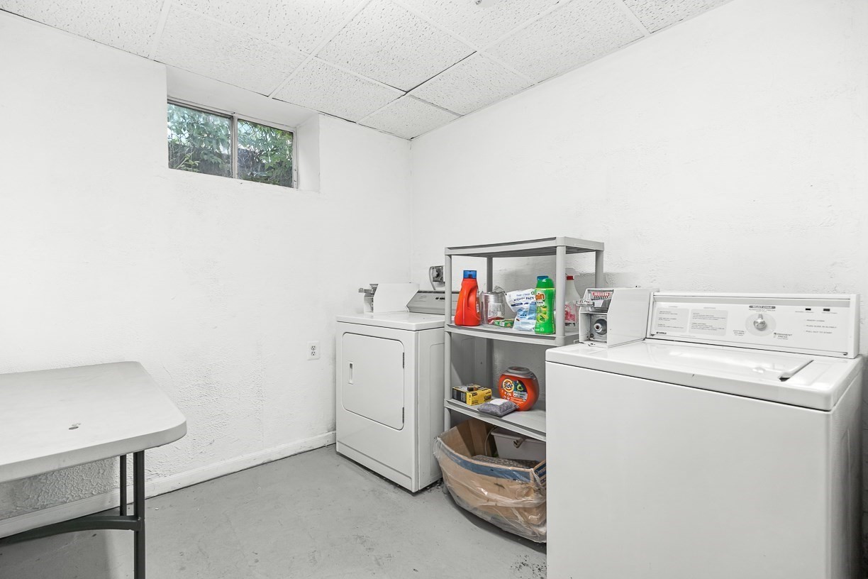 14 W Water St # 1 Property Photo 19
