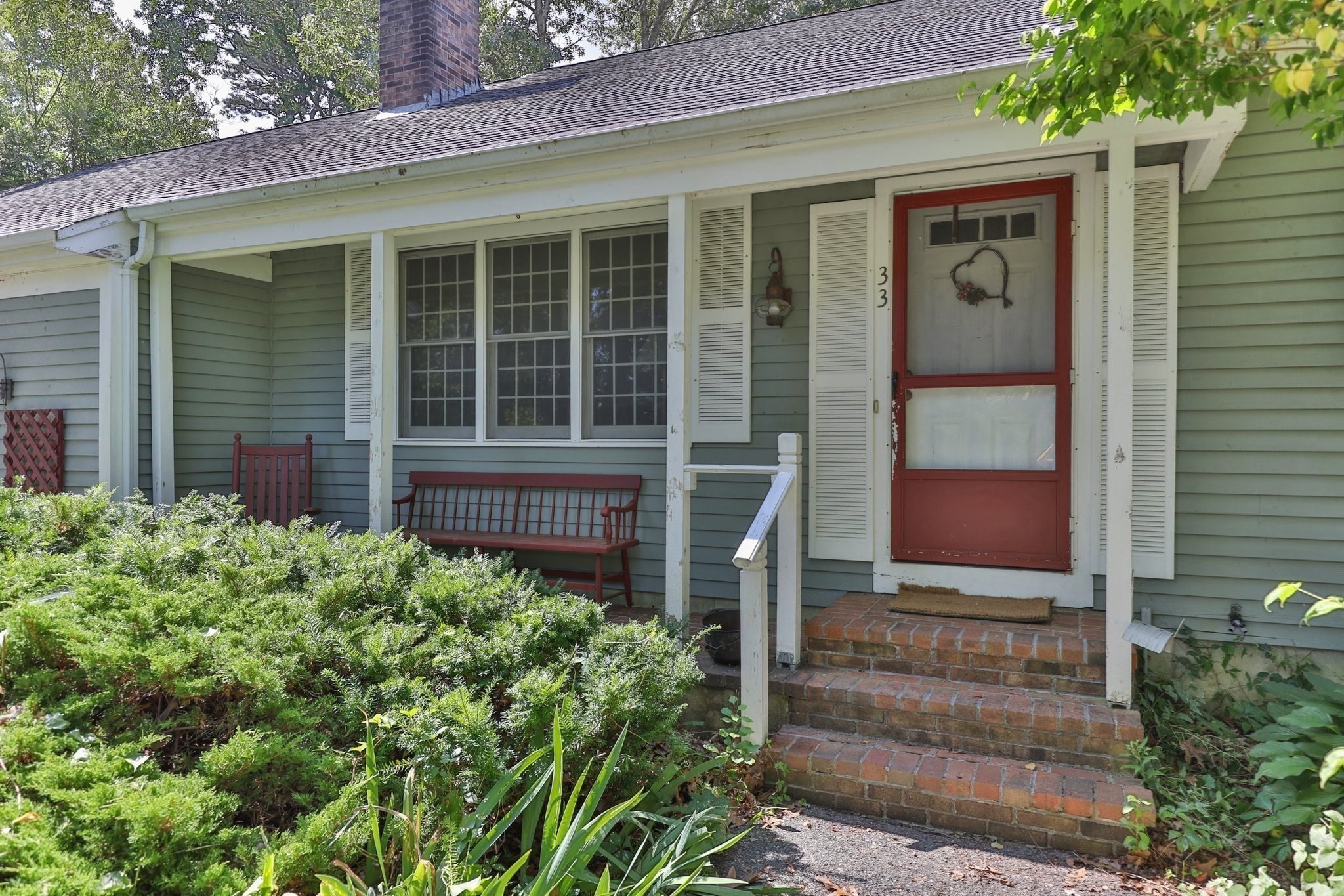 33 Ellis Cir Property Photo 6