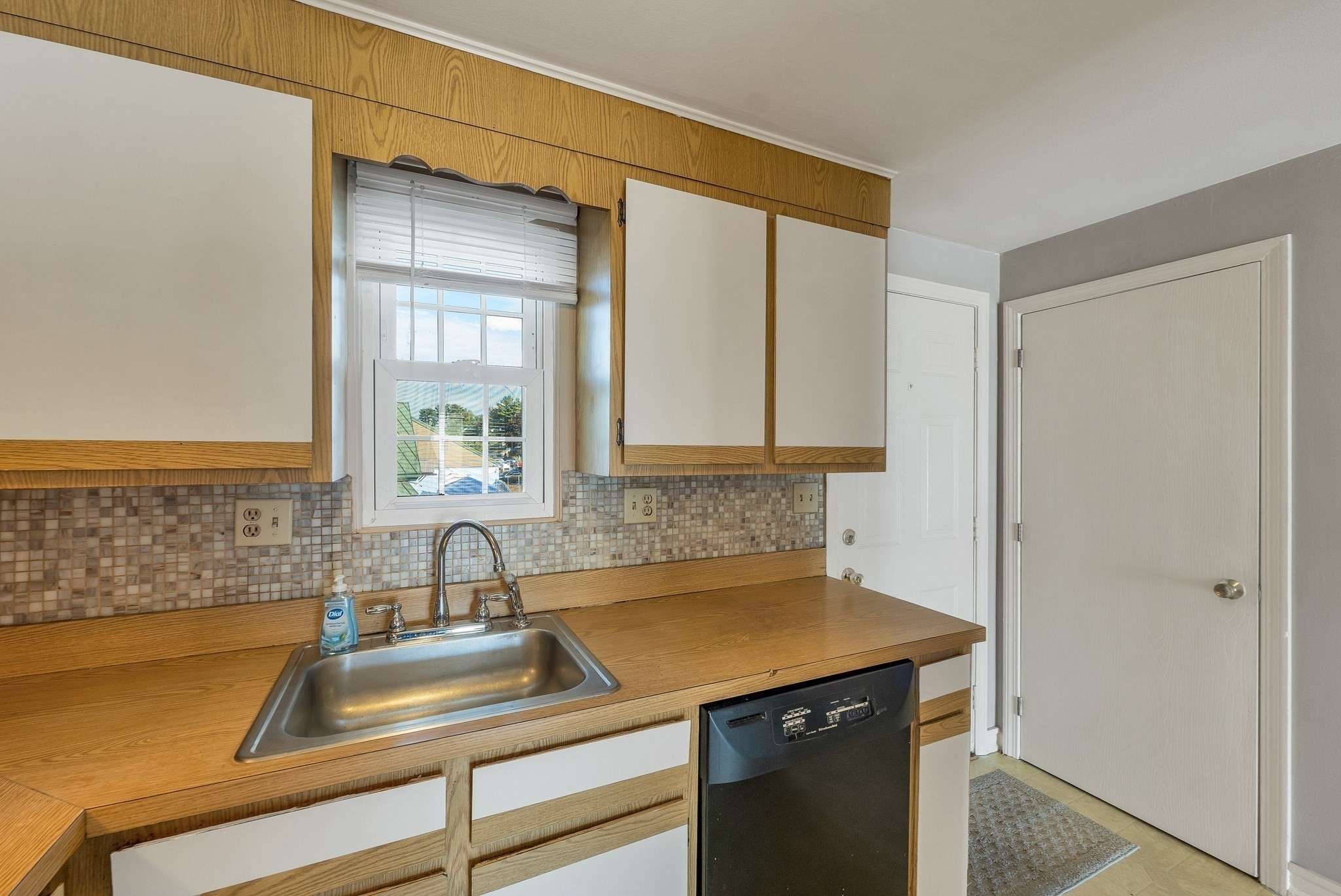1261 Pawtucket Blvd # 6 Property Photo 8