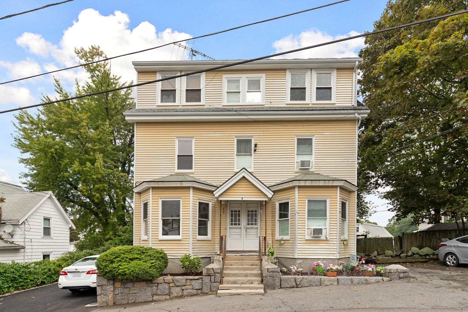 9 Knowlton Sq Property Photo 1