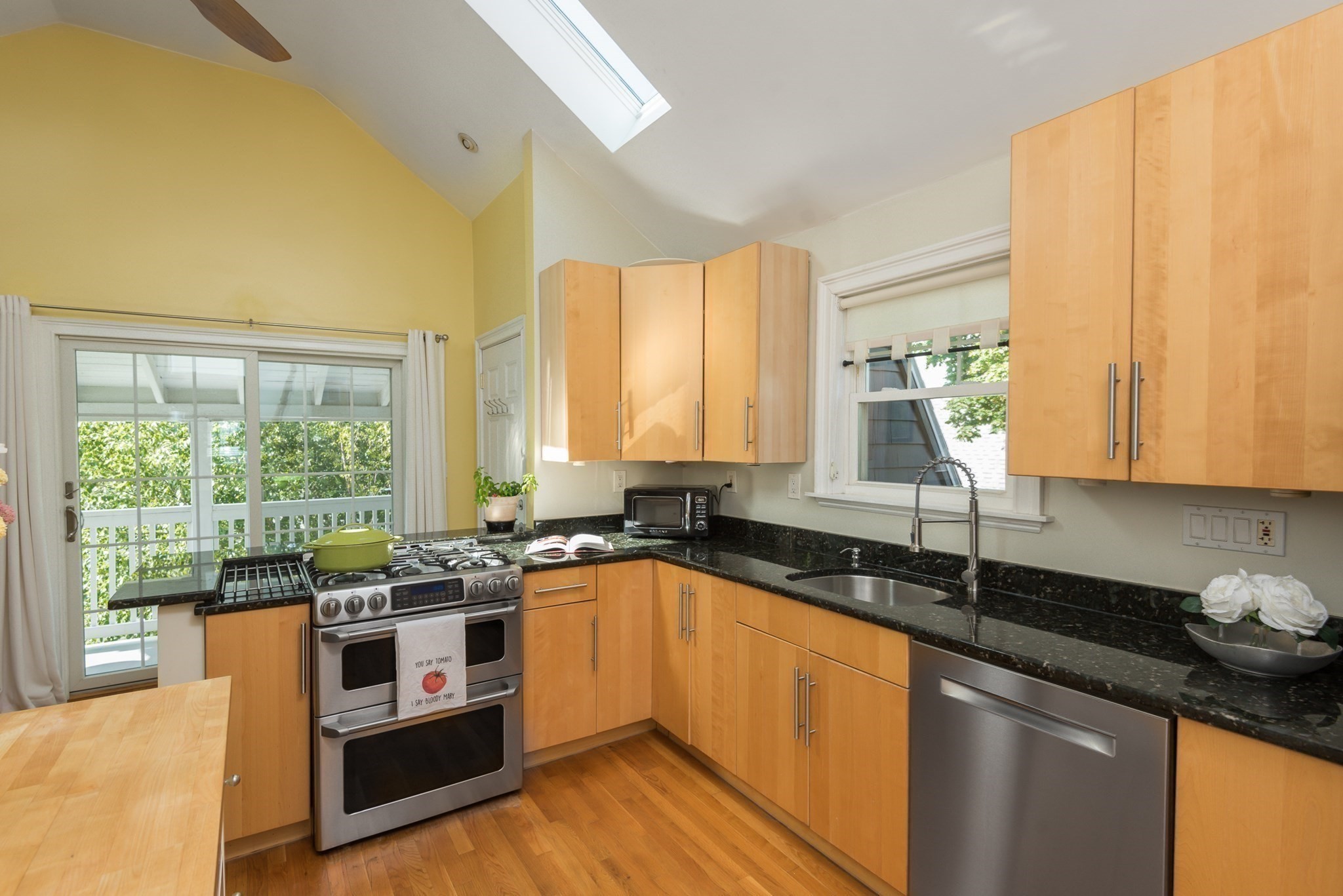 11 Varnum St # 3 Property Photo 2