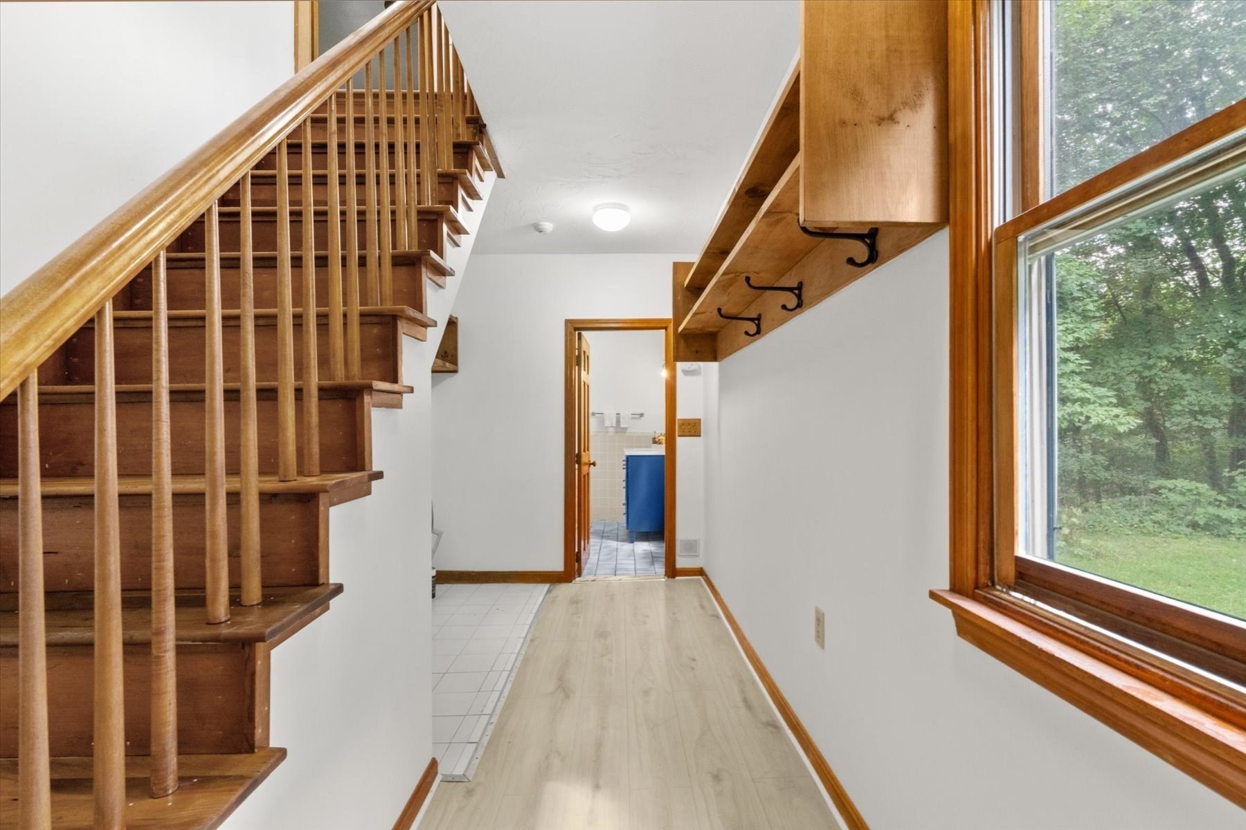 229 Bent St Property Photo 13