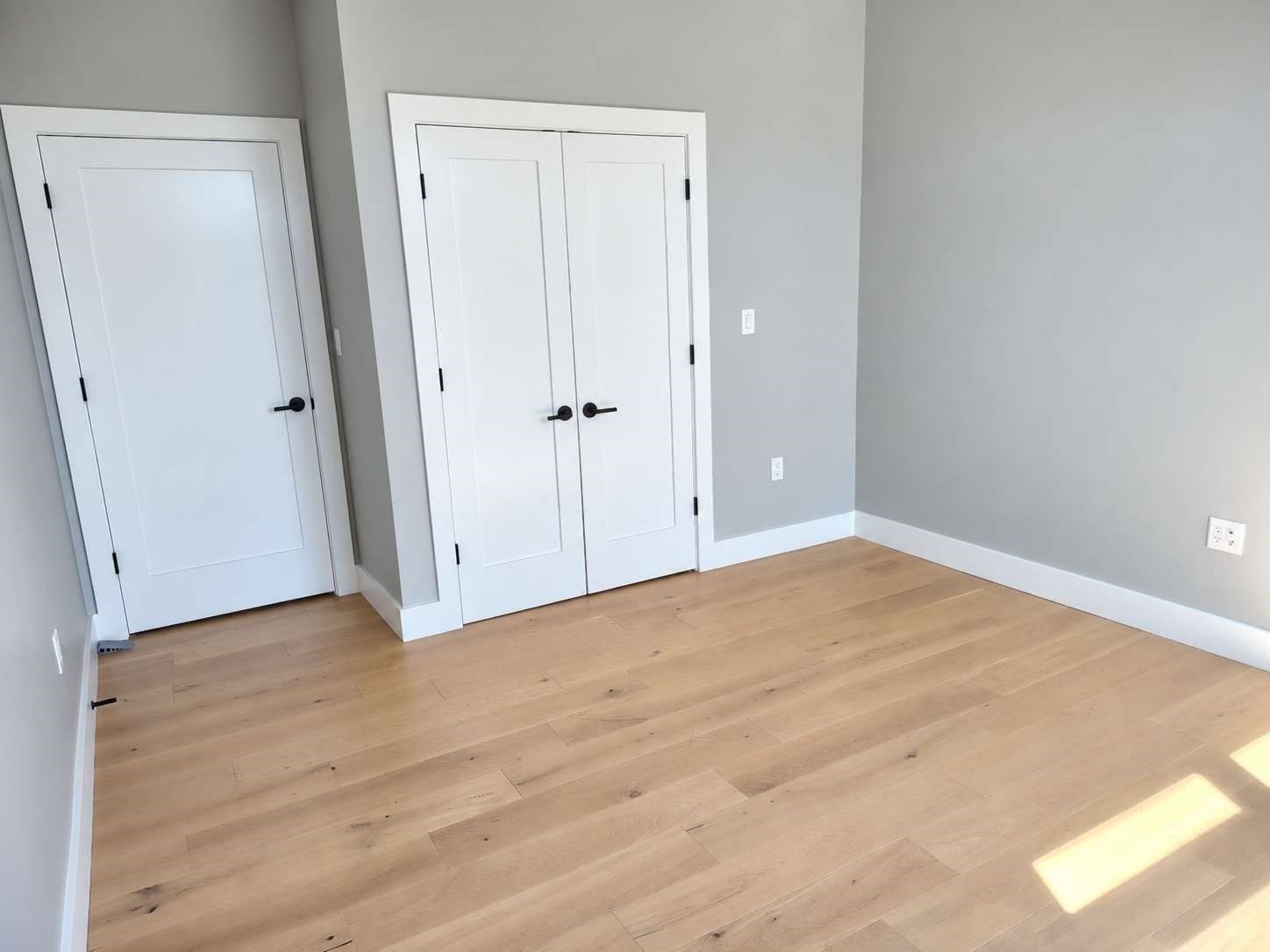 60 Cross St E # 211 Property Photo 5
