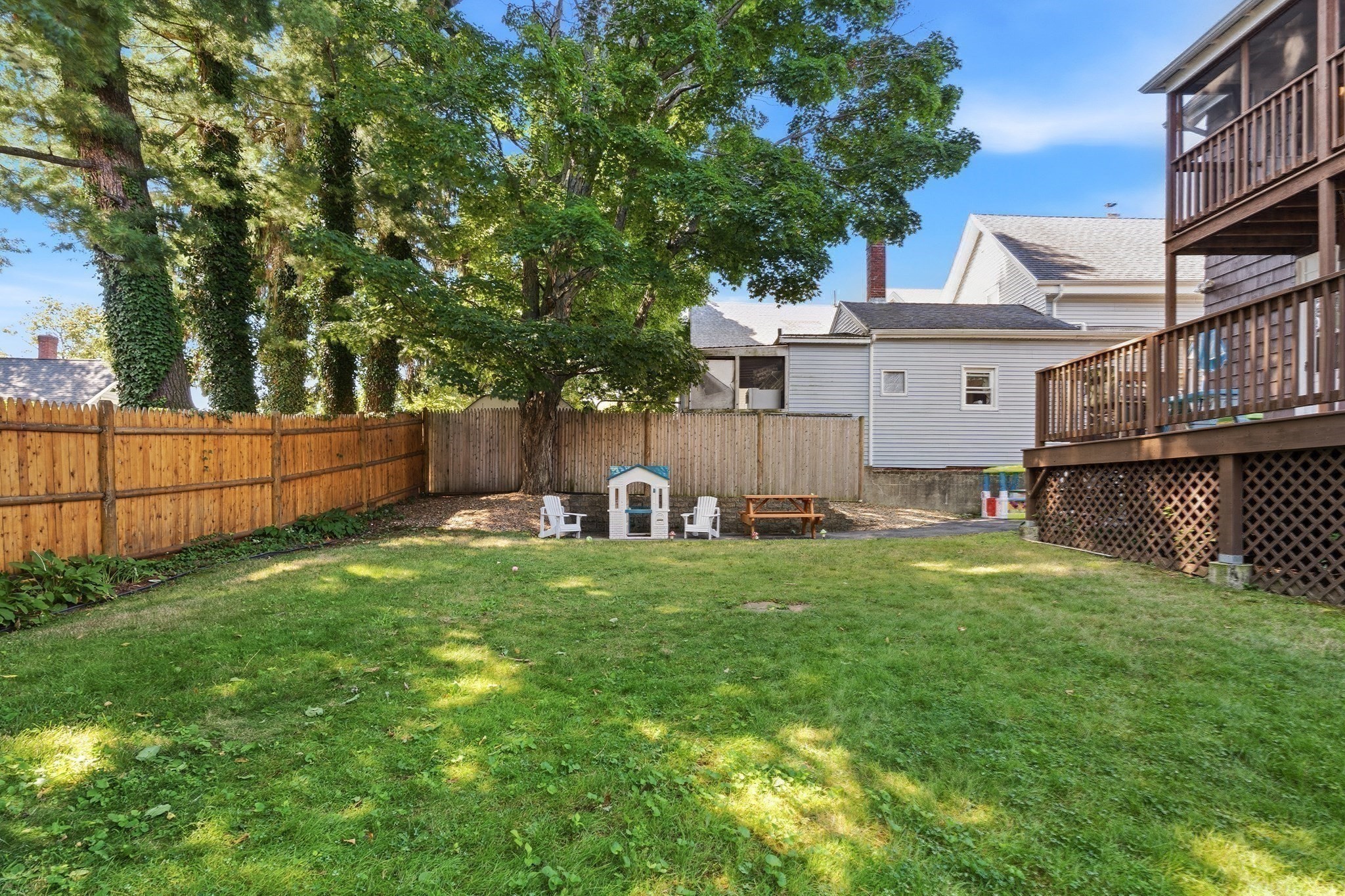 67 Oakwood Ave Property Photo 32