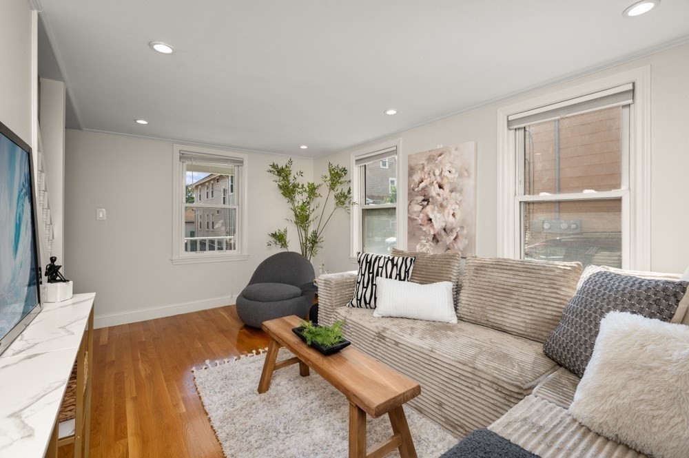 60 Court St. Property Photo 8