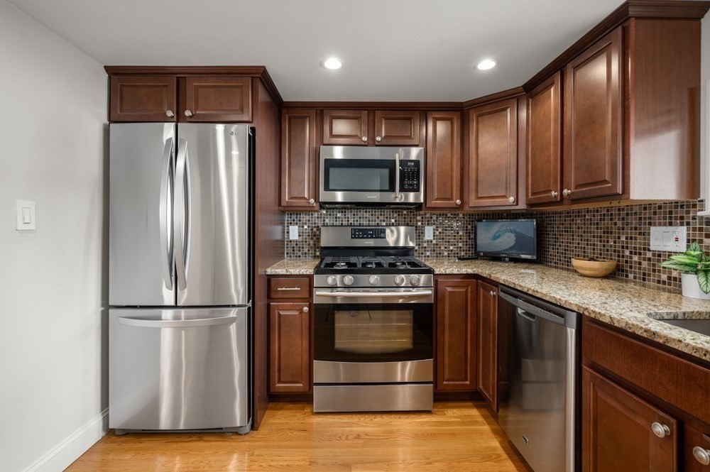60 Court St. Property Photo 10