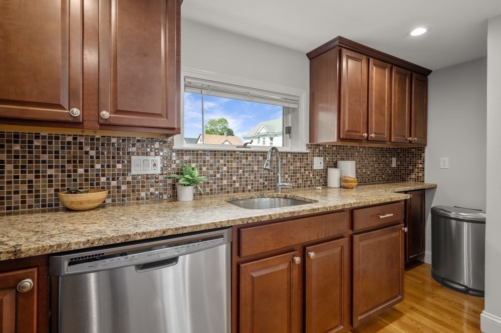 60 Court St. Property Photo 12