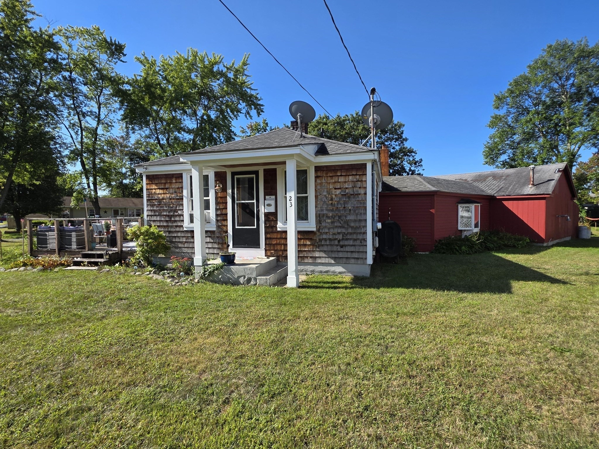 23 Coolidge Ave Property Photo 1
