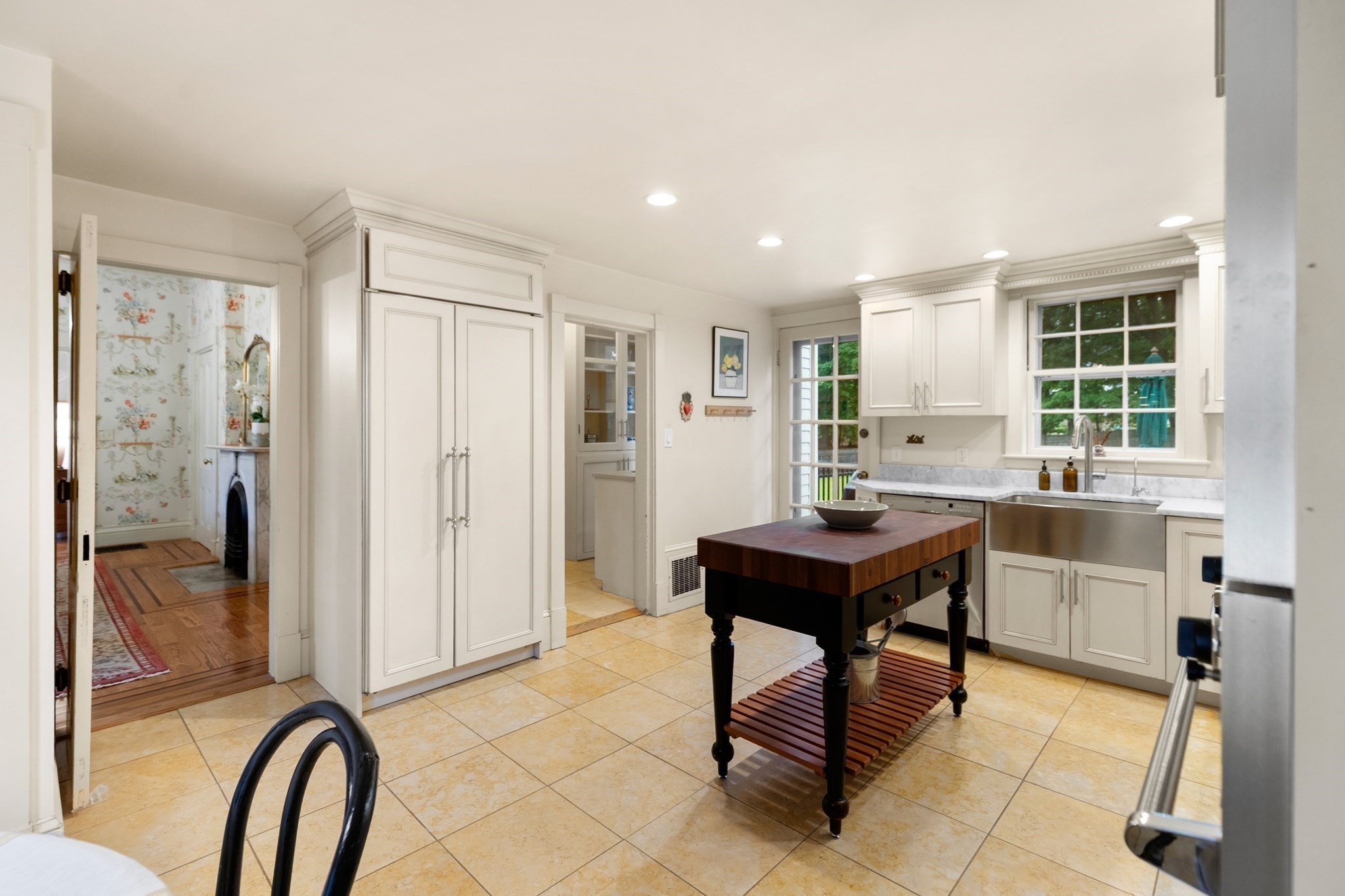 82 Old River Place Property Photo 12