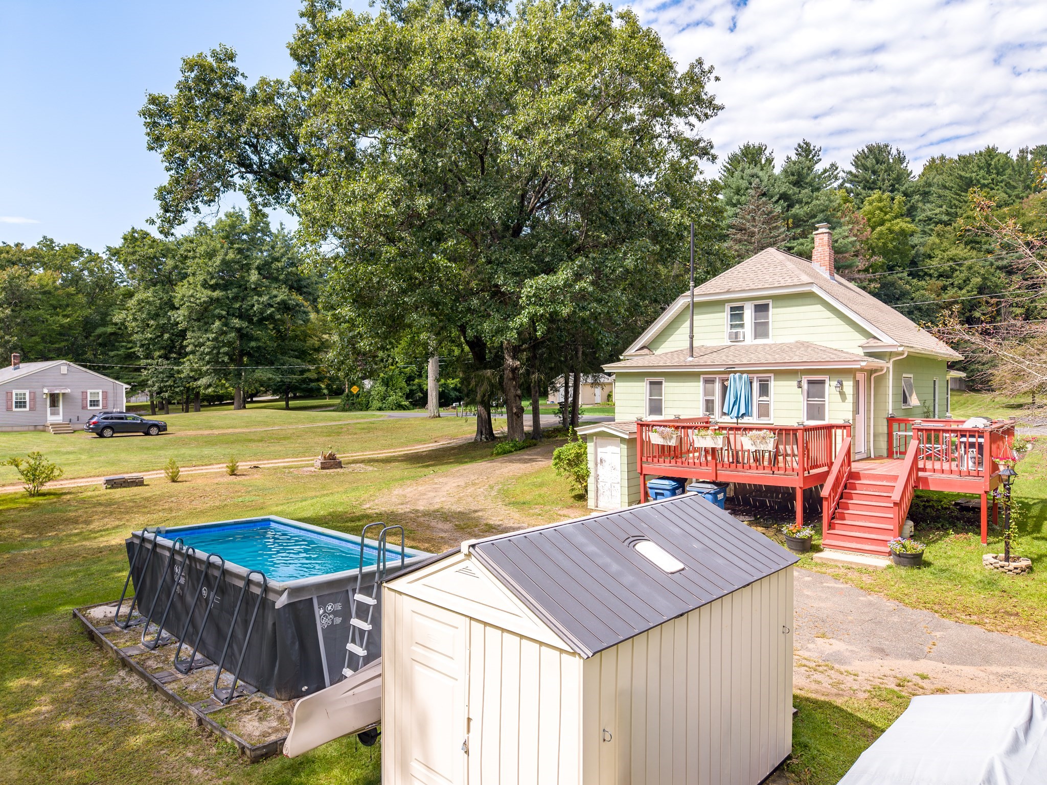 123 Metacomet St Property Photo 4