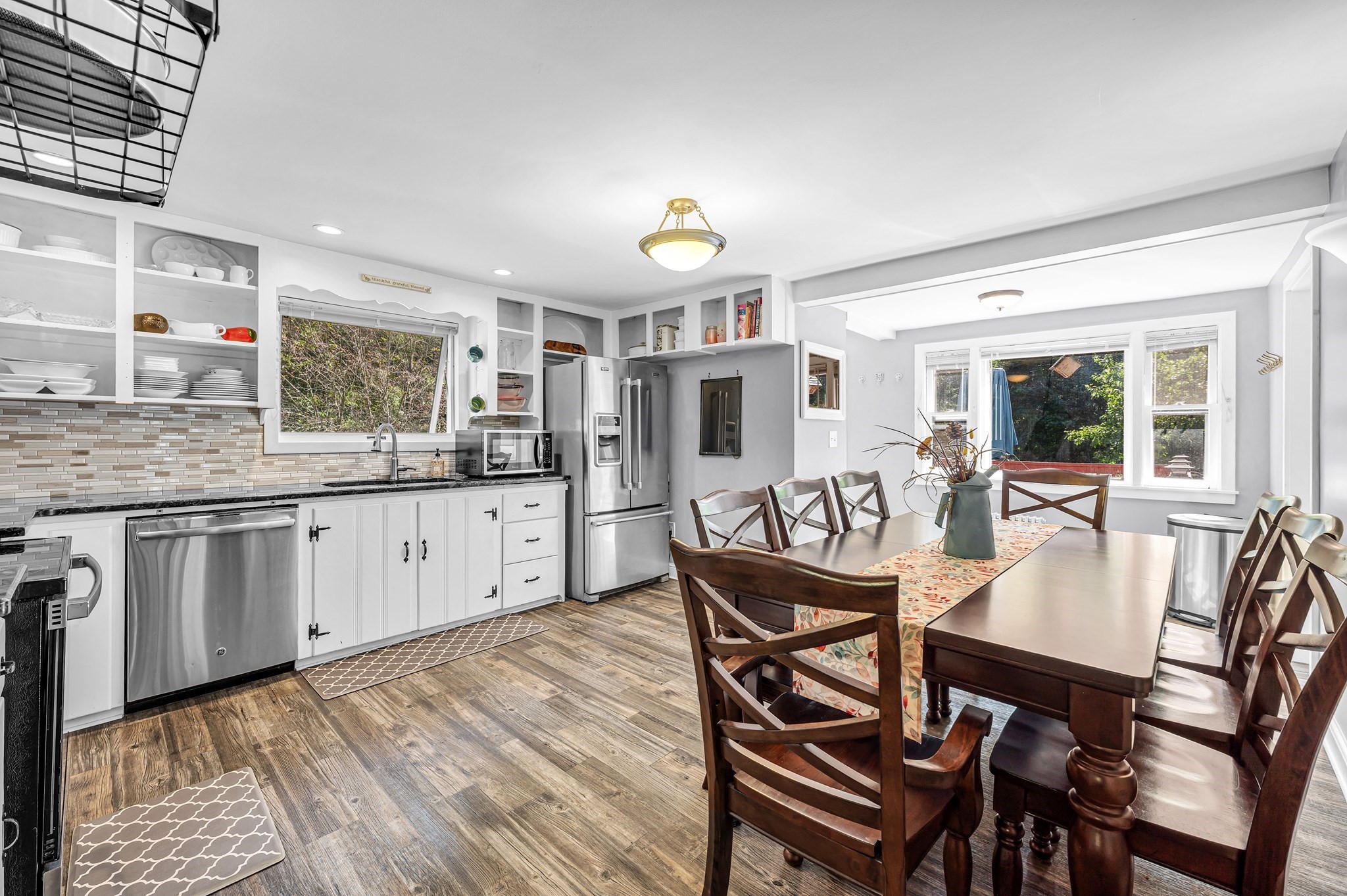 123 Metacomet St Property Photo 6